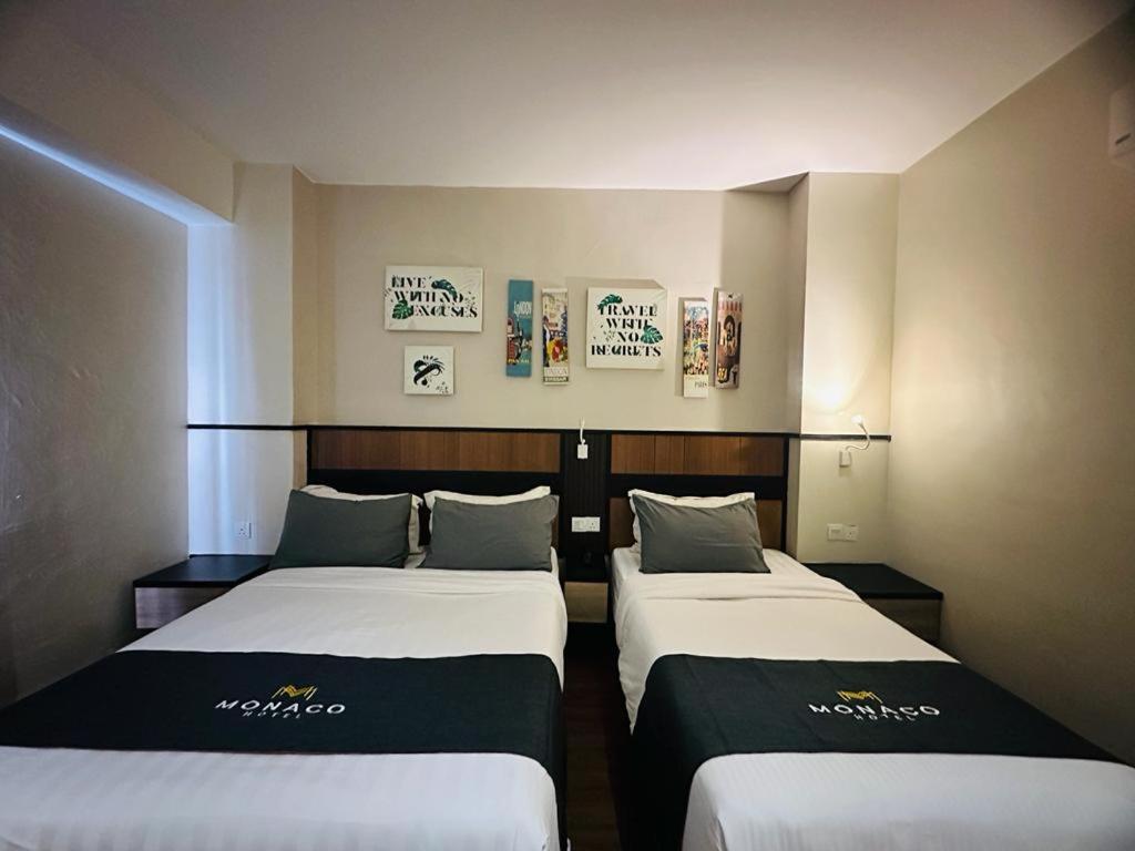 Monaco Hotel Сиберджая Екстериор снимка